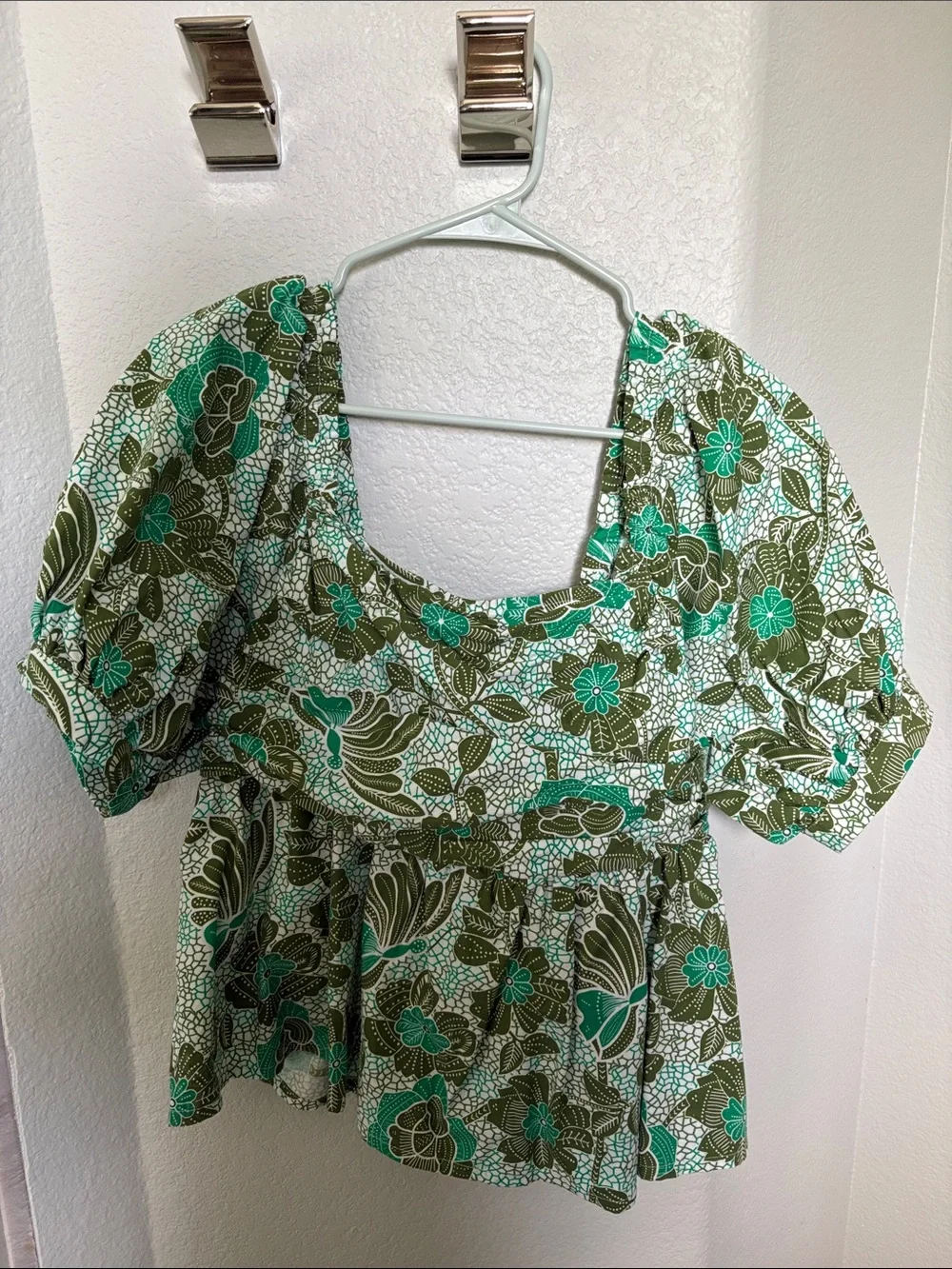 Anthropologie Nikasha Cotton Floral Puff Sleeve Peplum Top - Green